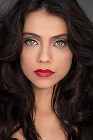 5 ideias de títulos:
1. Desvendando os Estilos de Cabelo de Letícia Persiles: Do Cacheado ao Ruivo.
2. O Guia Definitivo para Recriar os Cortes Icônicos de Letícia Persiles.
3. Cabelos de Letícia Persiles: Inspirações e Dicas para Todos os Tipos de Fios.
4. De Miriam a Anita: A Evolução Capilar de Letícia Persiles e Como Adotar.
5. Cortes Assimétricos e Cores Vibrantes: Os Segredos do Cabelo de Letícia Persiles.