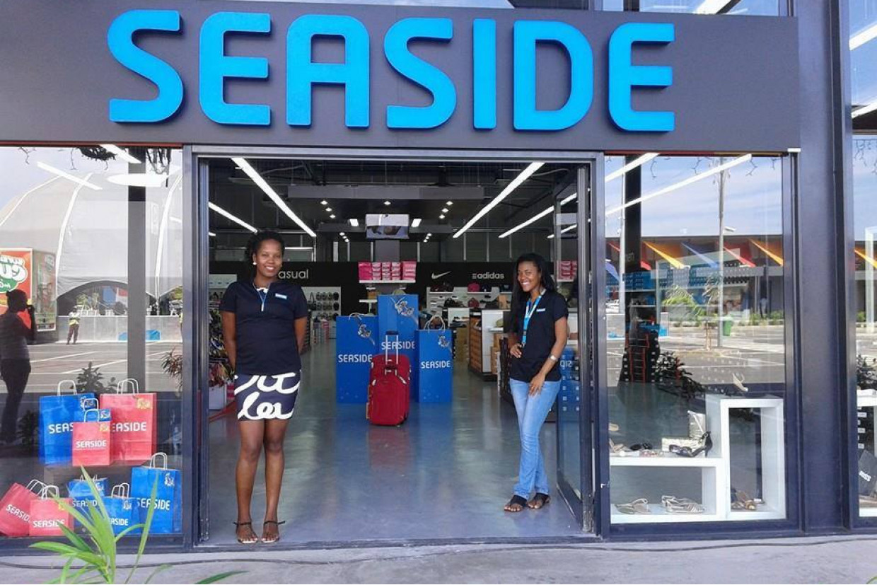 Angola; Descubra os Melhores Centros Comerciais e Supermercados de Benguela; Moda e Estilo em Benguela: Conheça as Boutiques Essenciais; Tecnologia e Eletrônicos em Benguela: As Melhores Lojas para Suas Necessidades; Além das Compras: Serviços e Variedade nas Lojas de Benguela