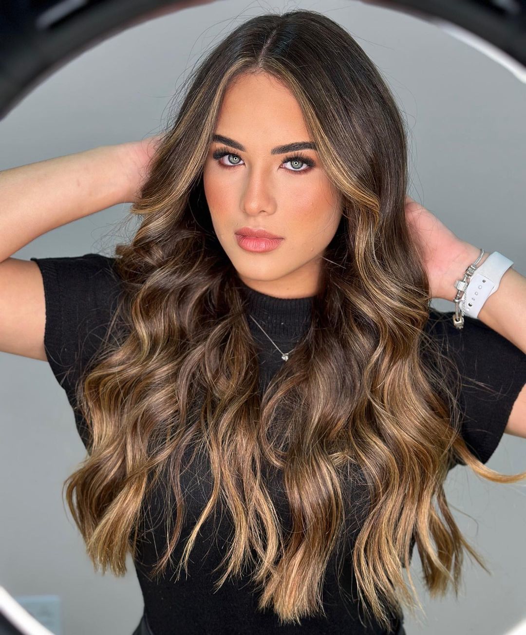 luzes finas no cabelo