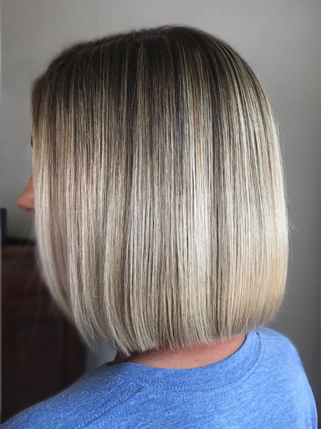 luzes platinada cabelo curto