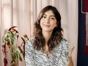 maju trindade cabelo comprido