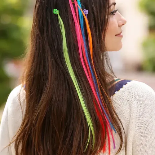 mechas coloridas no cabelo