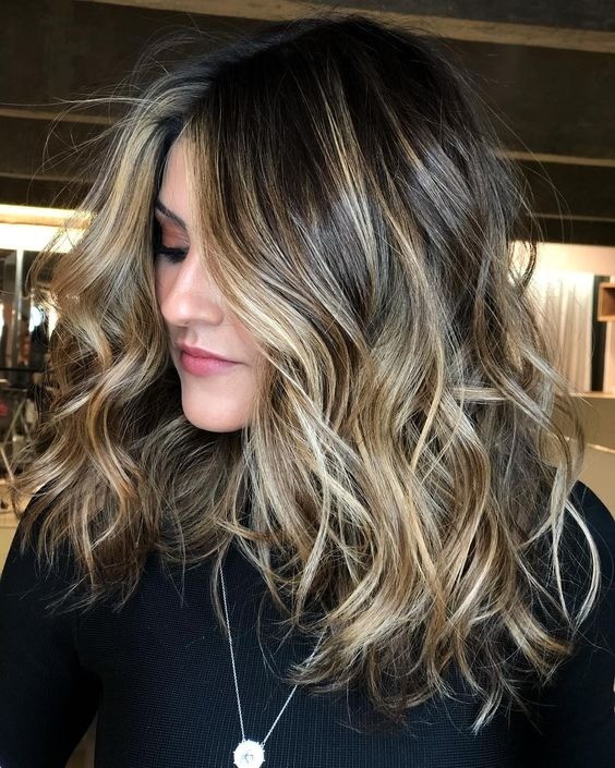 Cuidados Essenciais para Manter Suas Mechas Saudáveis e Brilhantes