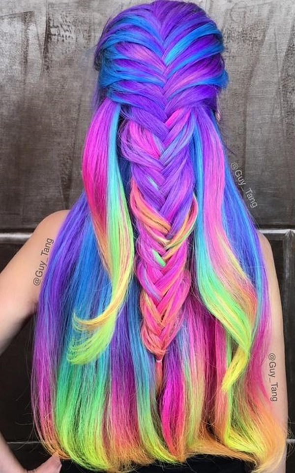 Cabelo Colorido 2026: Quais Cores Fantasia Estão em Alta?