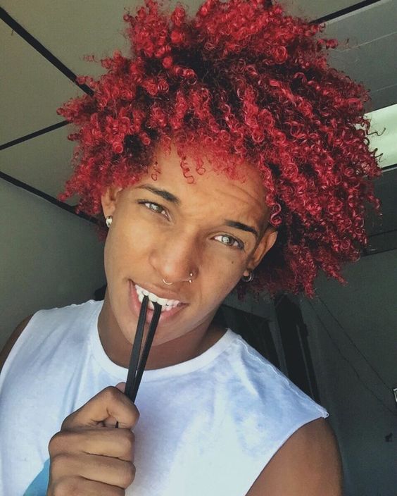 meninos de cabelo vermelho