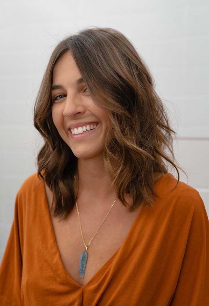 Cortes em Camadas para Morenas: Rejuvenesça o Visual com Leveza