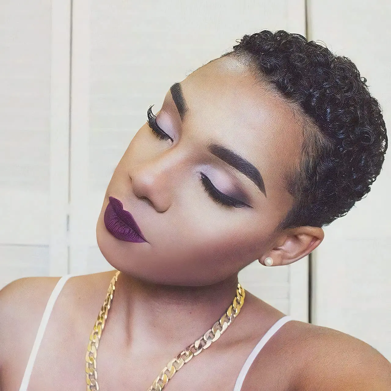 negras do cabelo platinado