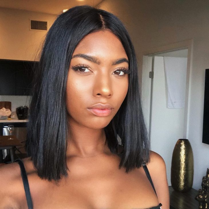 5 ideias de títulos:
1. Guia Completo: Como Cuidar do Seu Cabelo Liso
2. Pelagem Lisa em Cães: Dicas Essenciais de Cuidados e Alimentação
3. Desvendando os Tipos de Cabelo Liso: Do 1A ao 1C
4. Combate ao Frizz: Técnicas e Produtos para Cabelos Lisos Impecáveis
5. Rotina de Cuidados para Cabelos Lisos: Hidratação e Finalização Perfeita