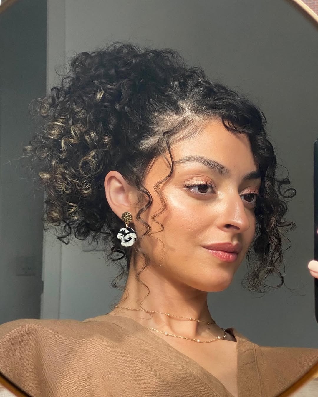 Penteado Cabelo Cacheado Curto