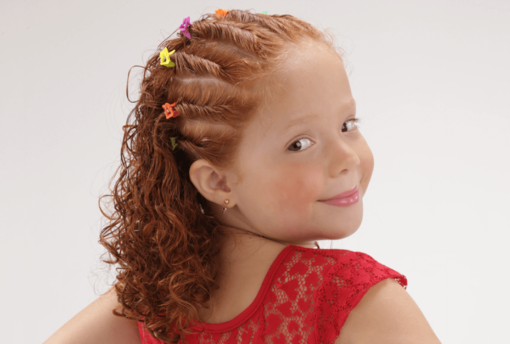 penteado infantil cabelo comprido cacheado