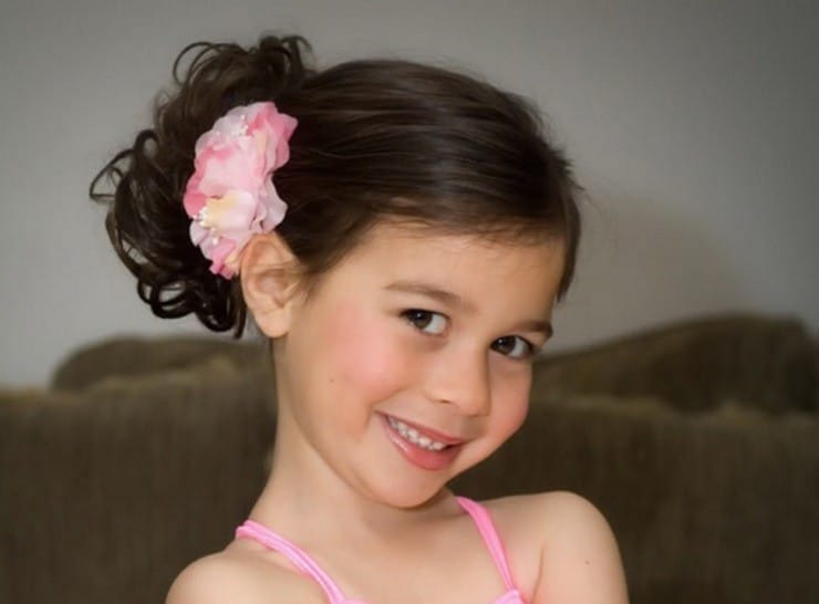 penteado com tiara cabelo curto infantil