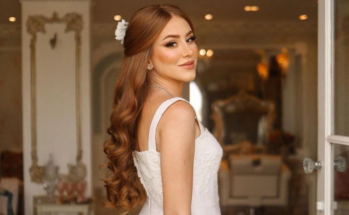 5 ideias de títulos:
1. Penteados Rápidos: Transforme seu Look em 5 Minutos!
2. Guia Completo: Penteados Simples para Todas as Ocasiões
3. Do Casual ao Elegante: Penteados que Você Precisa Conhecer
4. Cabelo Perfeito em Poucos Minutos: Dicas Infalíveis
5. Escolha o Penteado Ideal: Dicas para Cada Tipo de Rosto e Cabelo