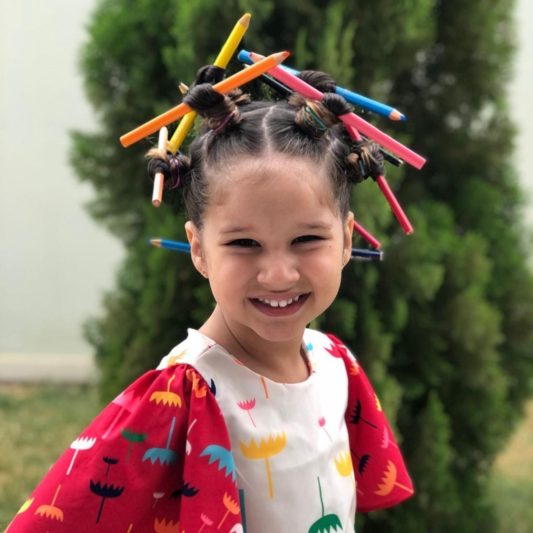 cabelo maluco com flores