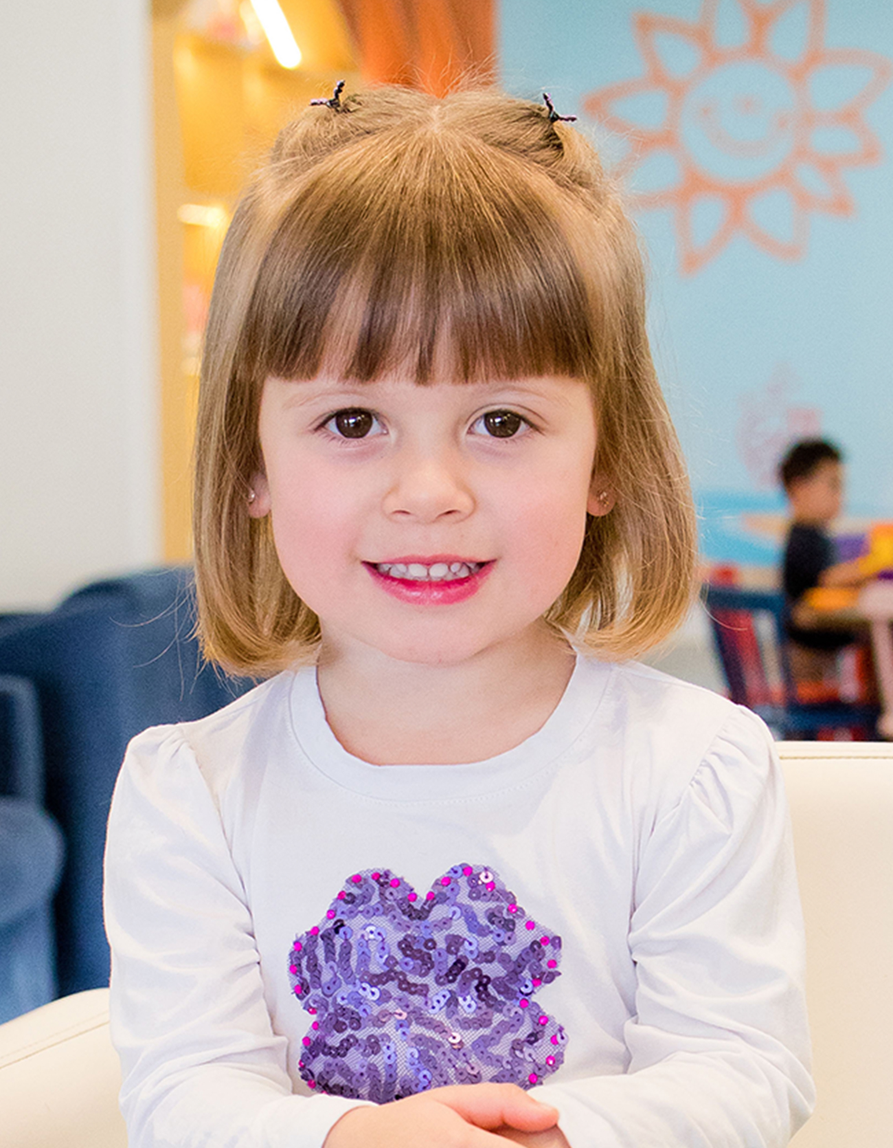 penteado infantil casamento cabelo liso franja