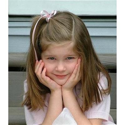 penteado infantil semi preso com elásticos coloridos