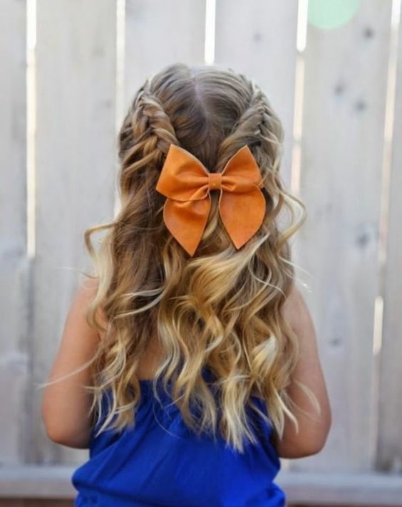 penteado infantil semi preso de lado para escola