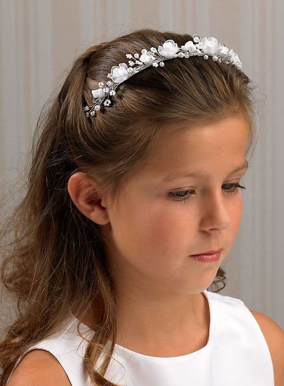penteado preso com tiara para escola