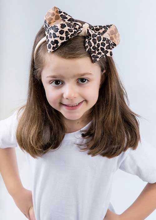 penteado preso com tiara para dia a dia