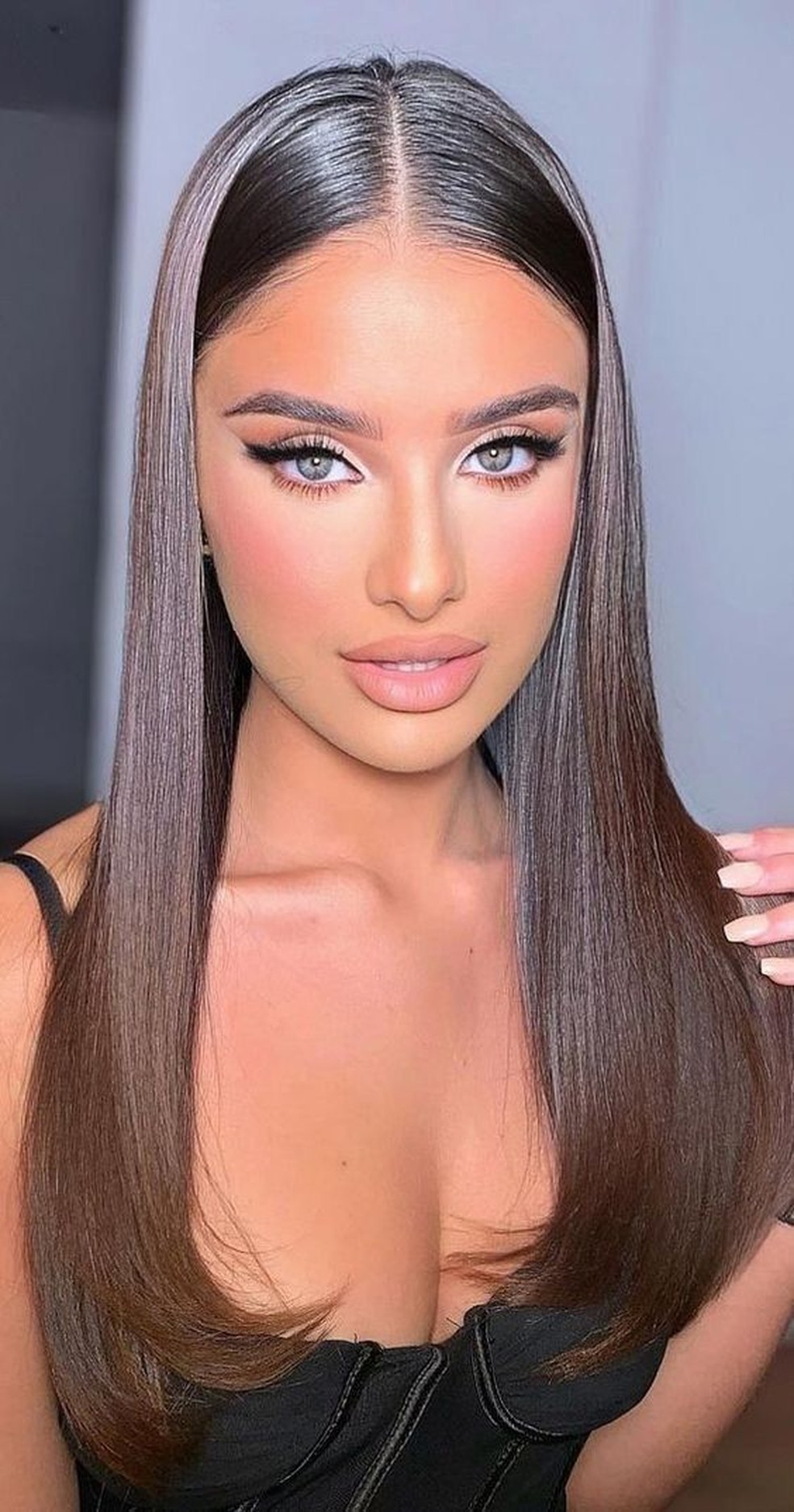 penteados cabelo solto liso para trabalhar