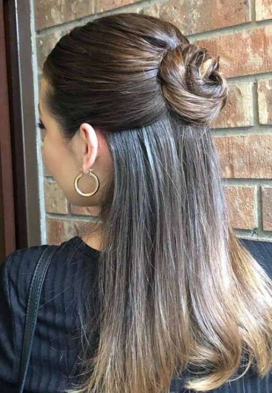 penteados cabelo solto liso com franja