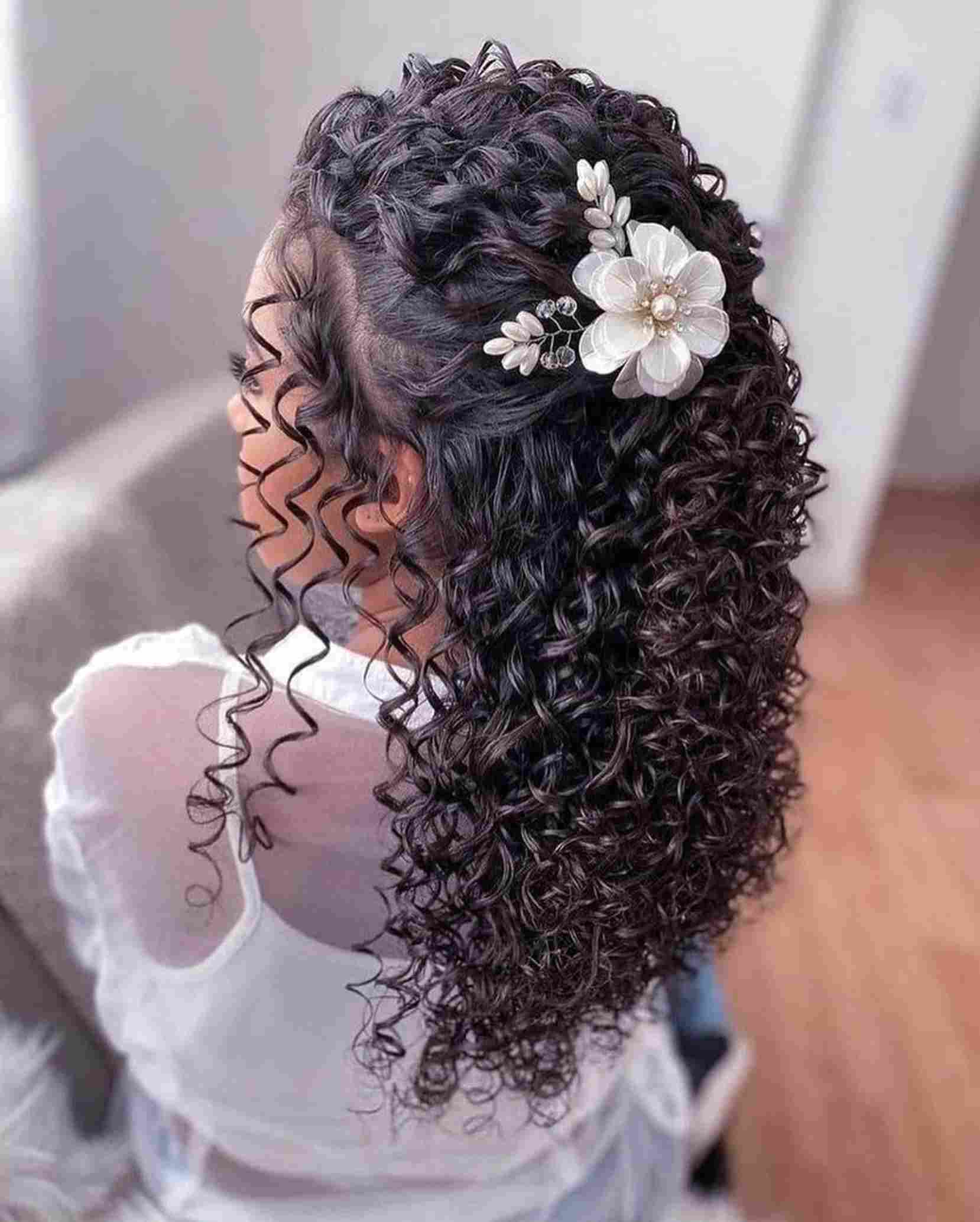 Penteados Para Cabelos Cacheados Para Casamento