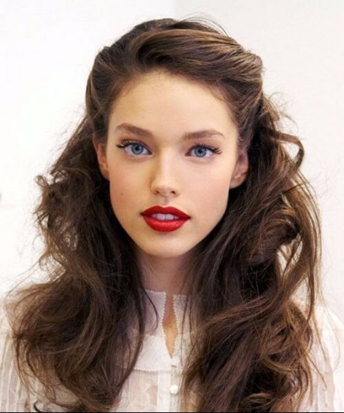 Maquiagem Pin-up: O Look Ideal para Complementar seu Penteado Vintage