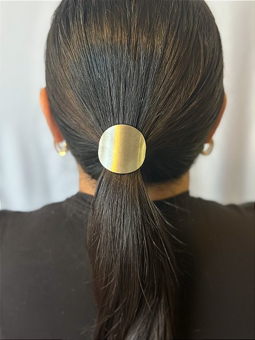 Scrunchies de cetim: Por que são os melhores para a saúde do seu cabelo?