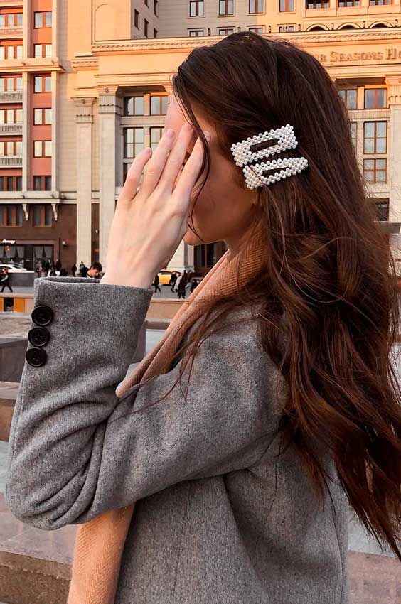 Presilhas de Verão 2025: Flores e Fundo do Mar para um Look Fresco