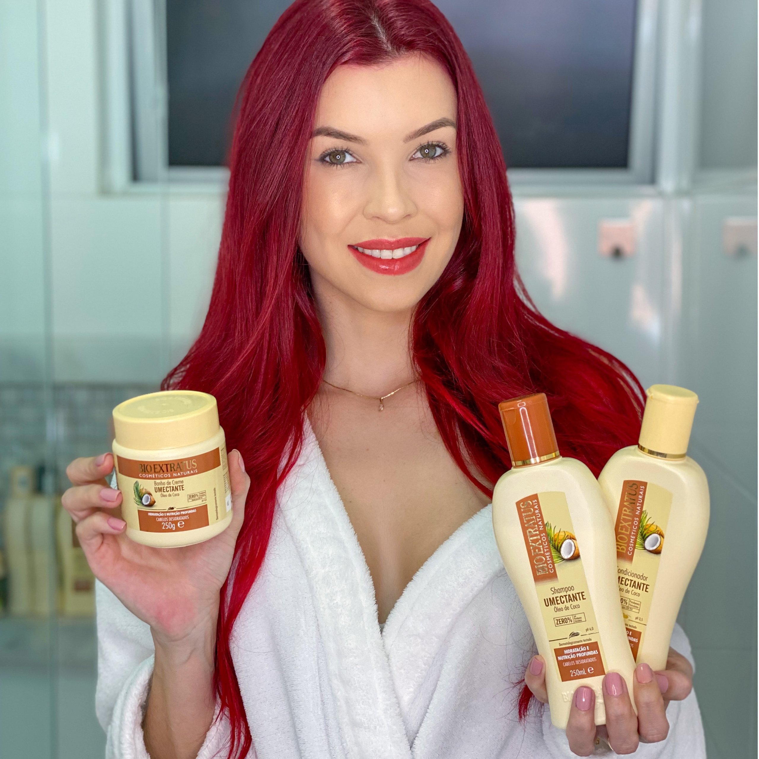 5 ideias de títulos:
1. Guia Completo: Escolhendo o Shampoo Ideal para Seu Tipo de Cabelo
2. Shampoo Antiqueda: Mitos e Verdades sobre o Tratamento
3. Hidratação Profunda: Como o Shampoo Certo Pode Transformar Seus Fios
4. Ingredientes Essenciais em Shampoos: O Que Procurar no Rótulo
5. Rotina de Skincare Capilar: A Importância do Shampoo na Saúde dos Cabelos