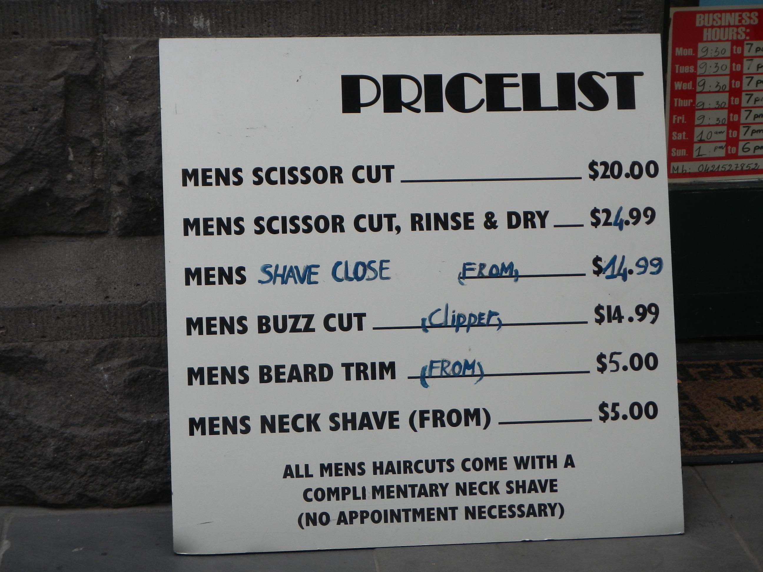 Economize no Corte: Dicas para Encontrar Salões com Bom Preço e Qualidade