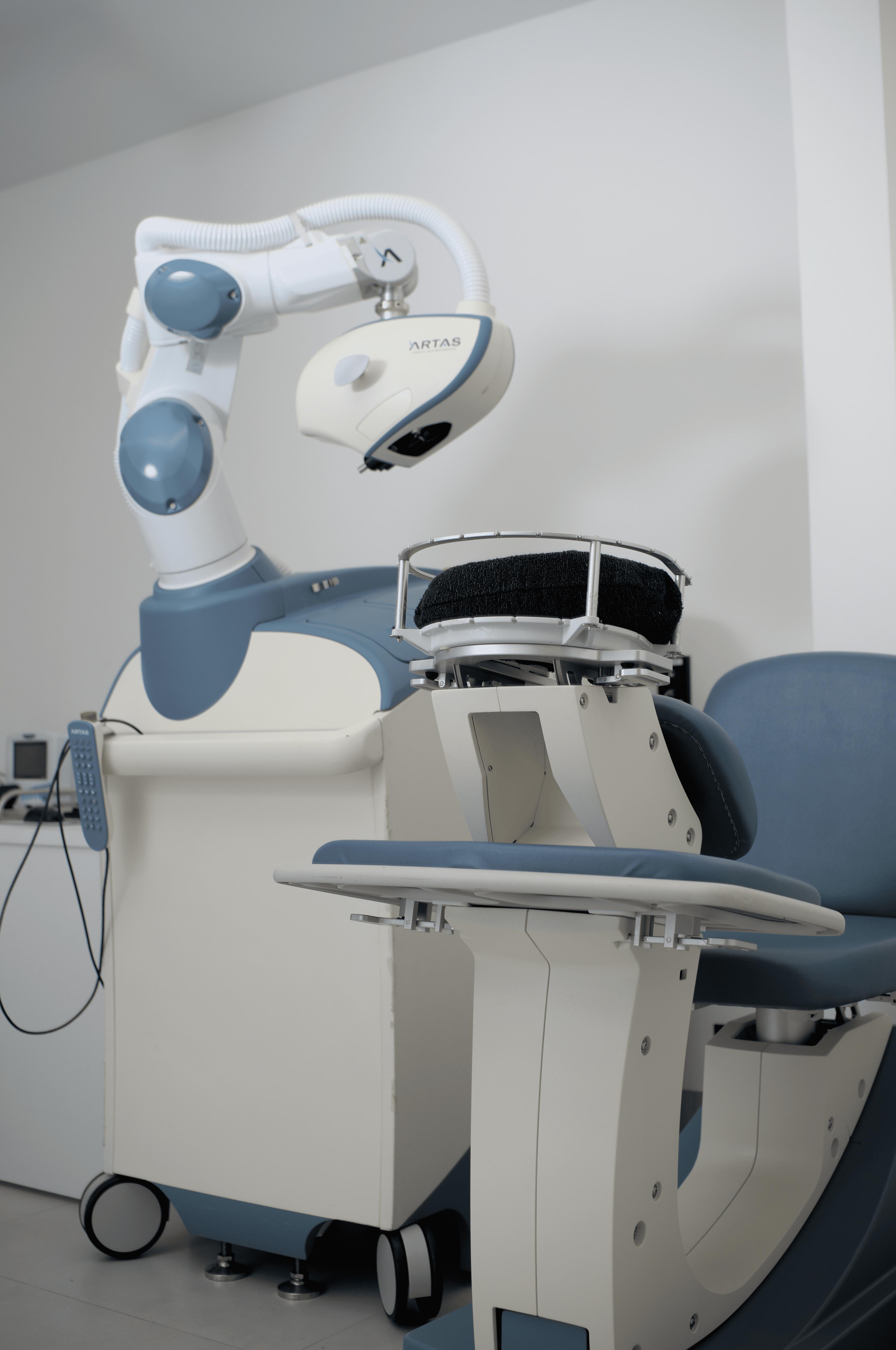 ARTAS iX: Vale a pena o investimento em transplante capilar?