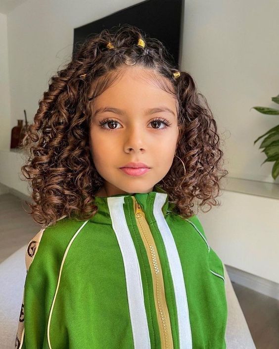 penteado infantil formatura abc cabelo cacheado Pinterest