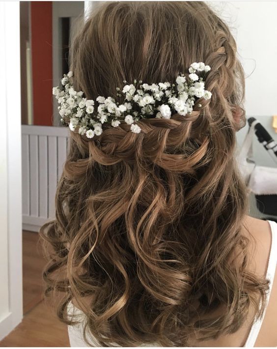 penteado infantil meio solto cacheado