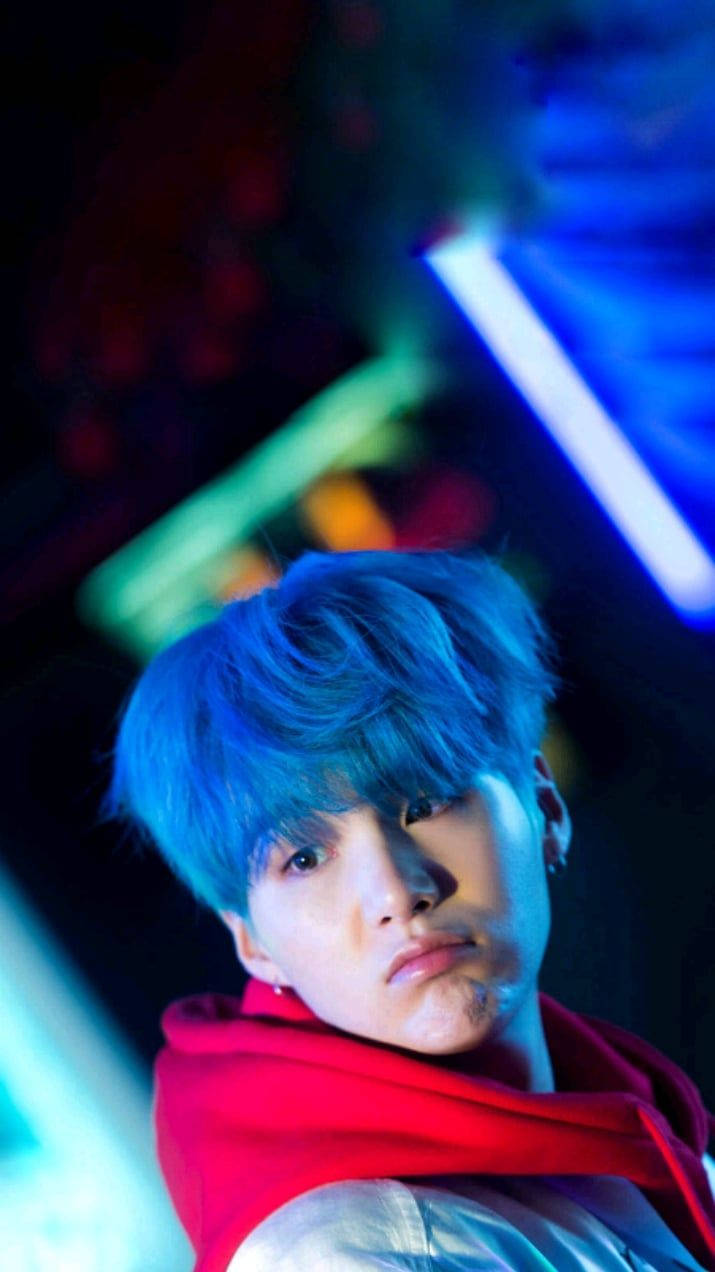 suga cabelo azul