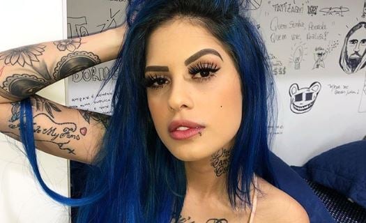 Como Tati Zaqui Mantém o Cabelo Azul Vibrante: Dicas de Cuidados