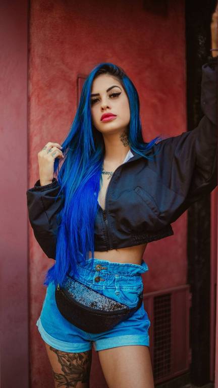Como Tati Zaqui Mantém o Cabelo Azul Vibrante: Dicas de Cuidados
