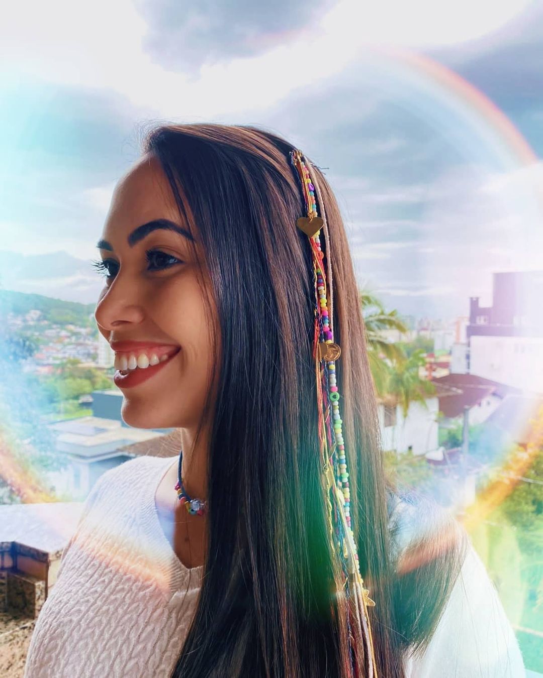 terere de cabelo com penas