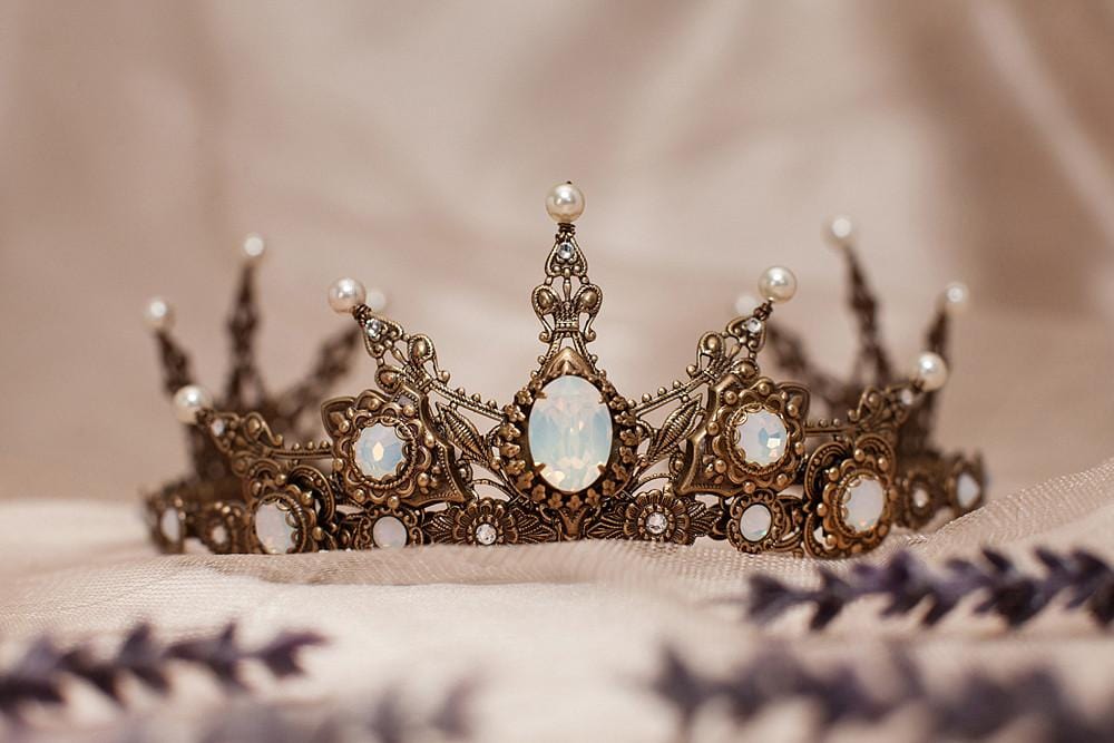 Guia completo de tiaras de pérolas: do casual ao luxo