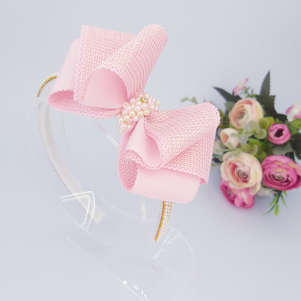 Tiaras de Luxo para Meninas: Elegância e Brilho em Ocasiões Especiais