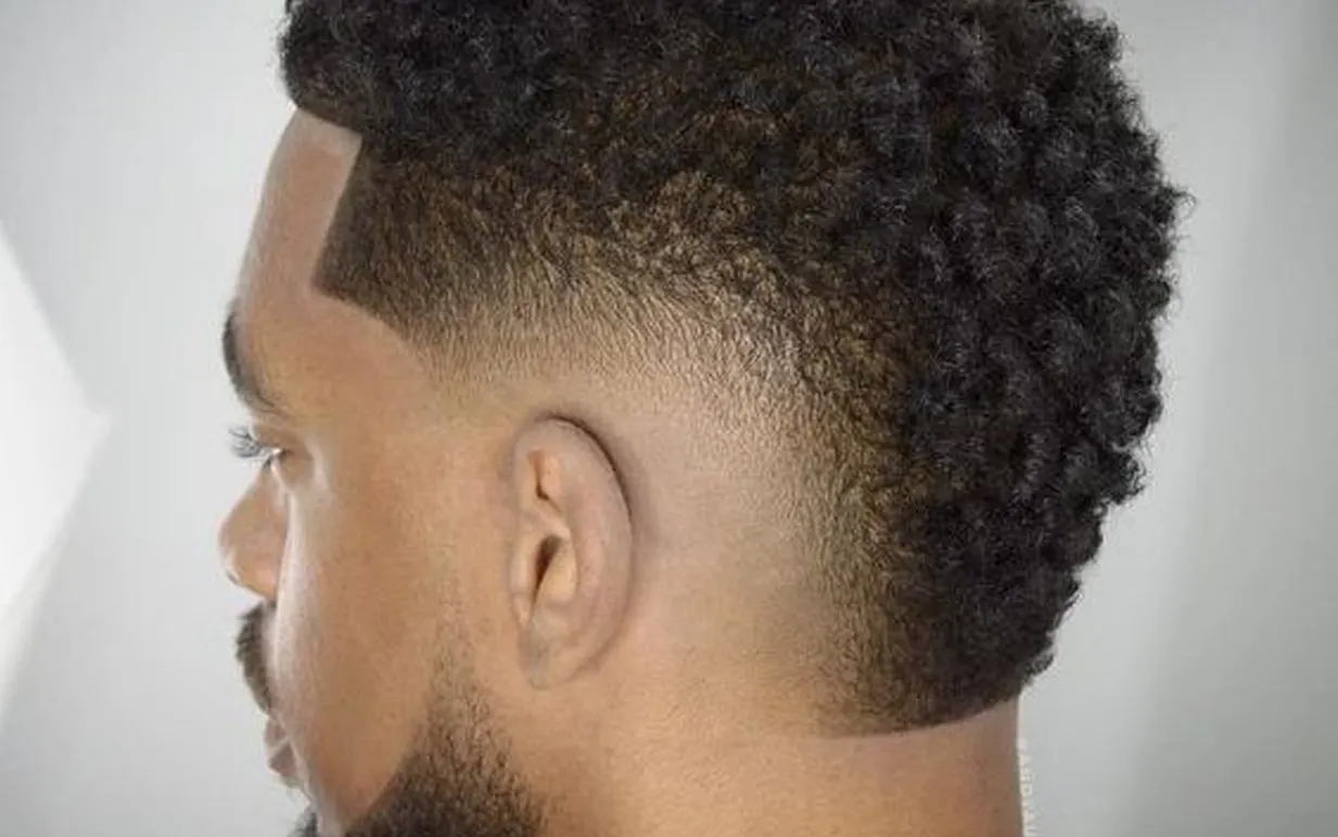 cabelo crespo masculino definição