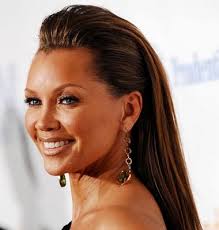 Acessórios que Transformam seu Topete com Cabelo Solto