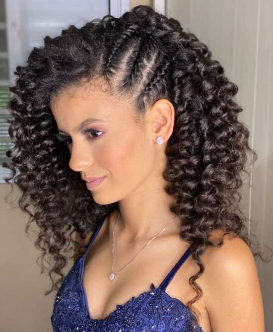 O Segredo para Tranças Duradouras em Cabelos Cacheados: Dicas de Preparação e Finalização