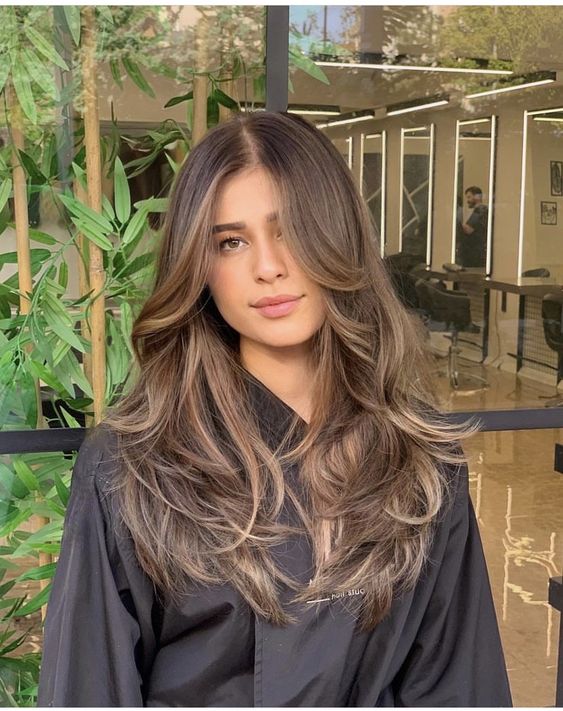 Tendências de cortes curtos: Ousadia e praticidade com o Pixie Cut