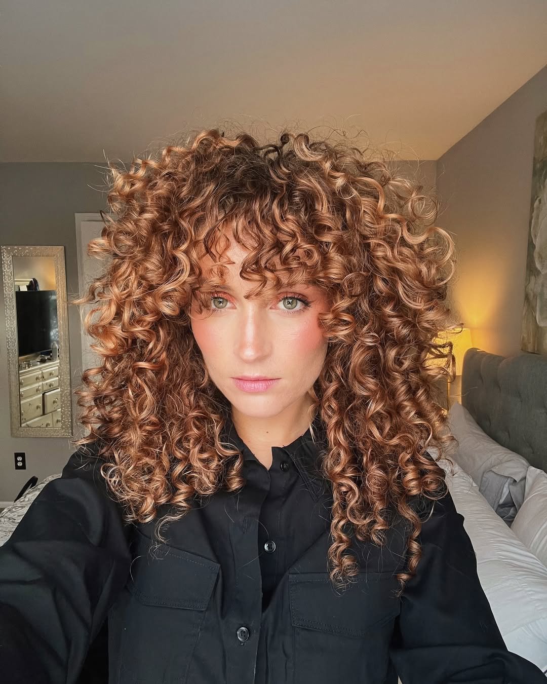 um corte de cabelo para cabelo cacheado