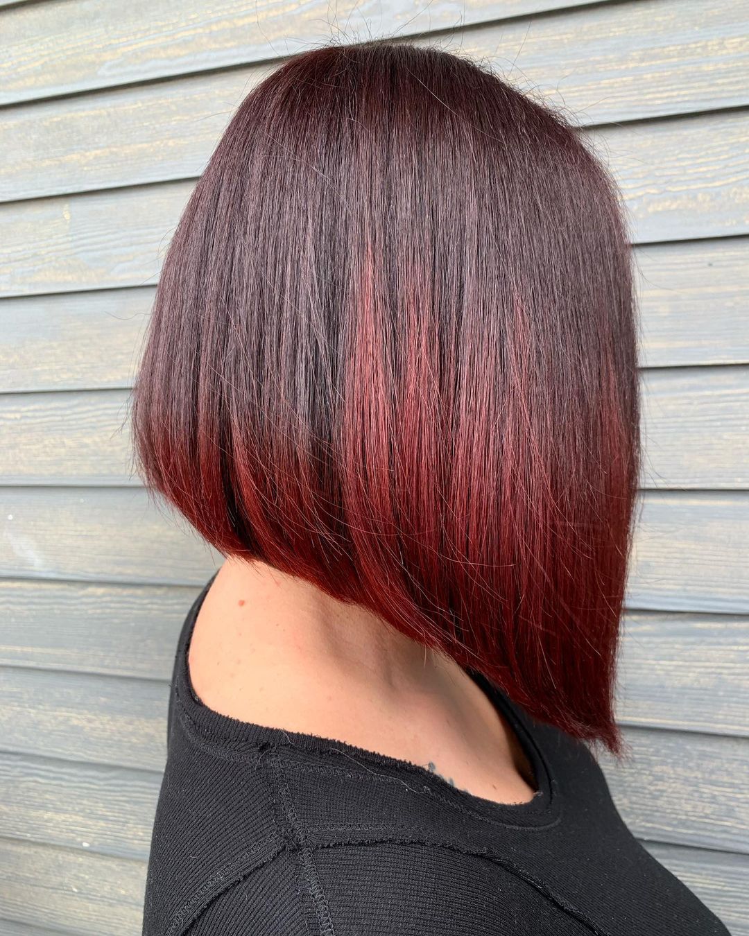 As Melhores Tintas para Conquistar o Tom Vermelho do Taehyung